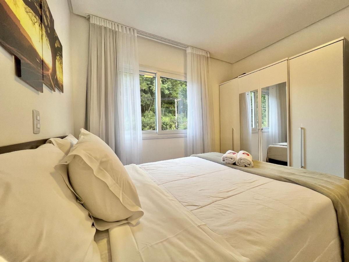 Dom Fioreze 205 - Apto Em Gramado Ao Lado Do Hotel Colline De France المظهر الخارجي الصورة